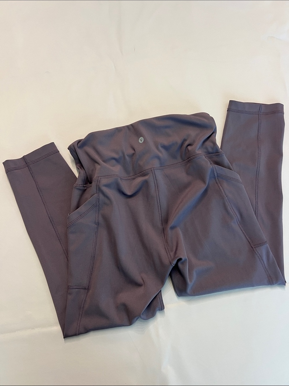 Velocity Women's High-Waist Leggings in Plum Size Medium Excellent condition
